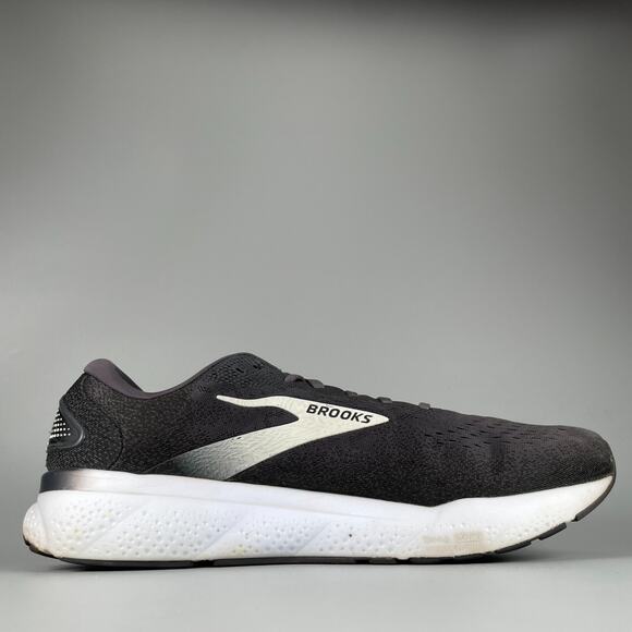 Brooks Ghost 16 Running Men\'s 15 2E Black Gray White Athletic Sneakers Running